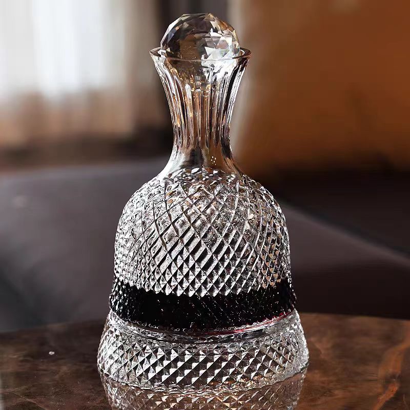 Rotating Crystal Wine/Whisky Decanter