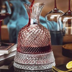 Rotating Crystal Wine/Whisky Decanter